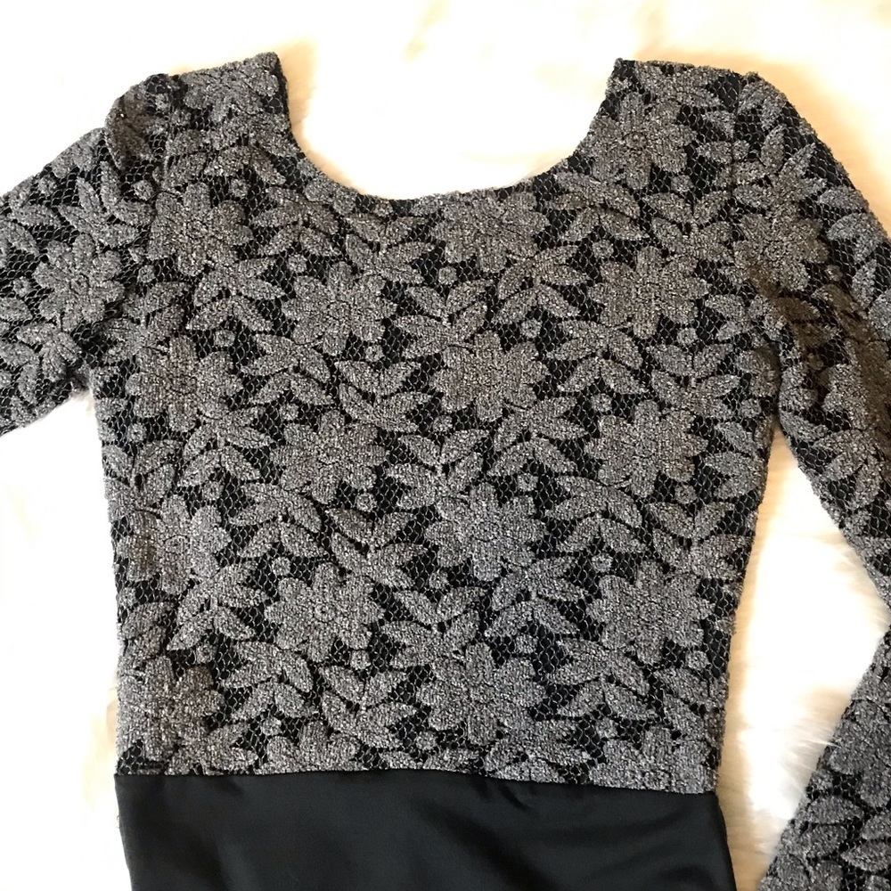 Francess & Rita Gray Black Floral Bodysuit Sz M